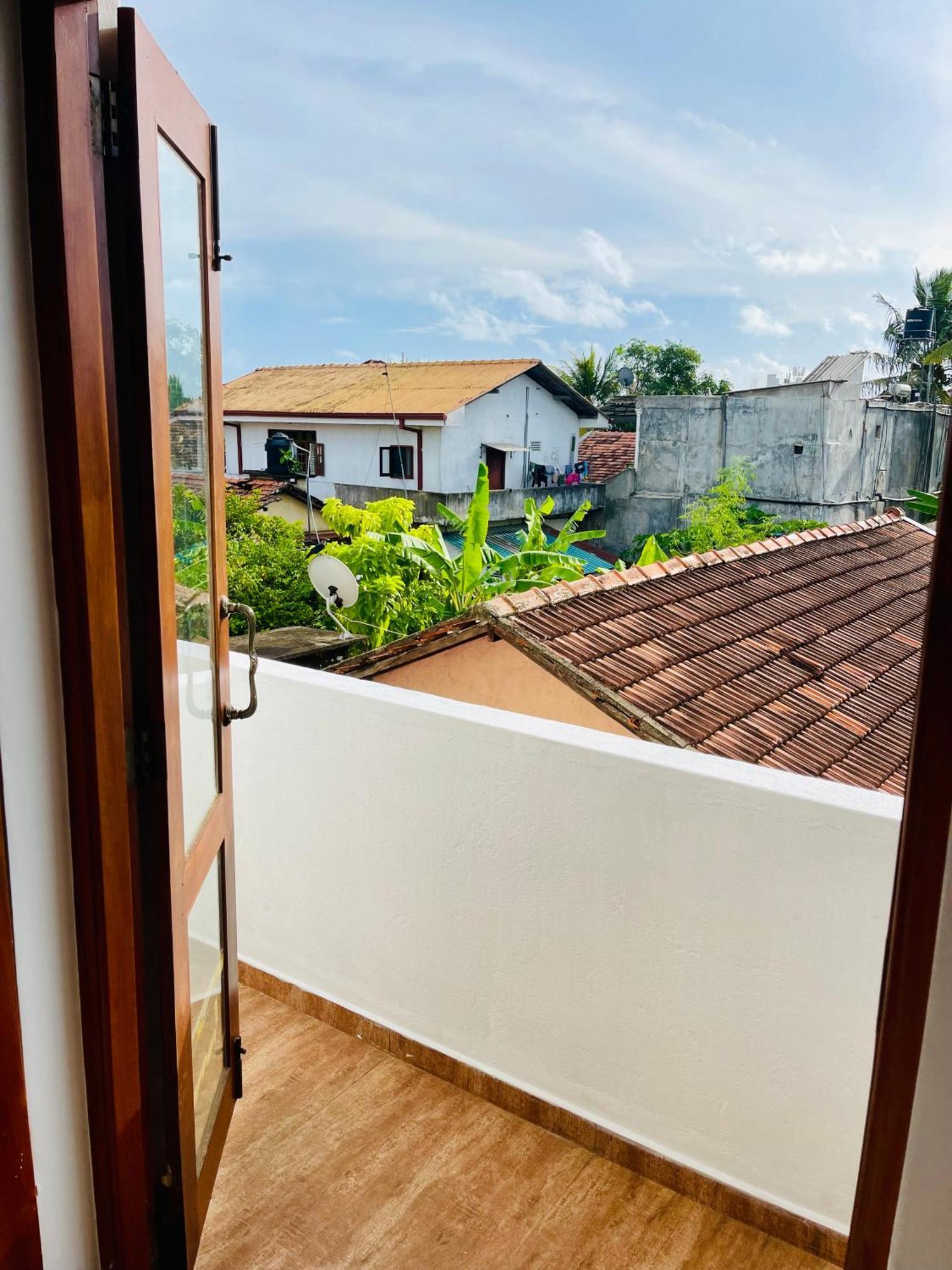 Sand & Surf Guest House Negombo Zewnętrze zdjęcie