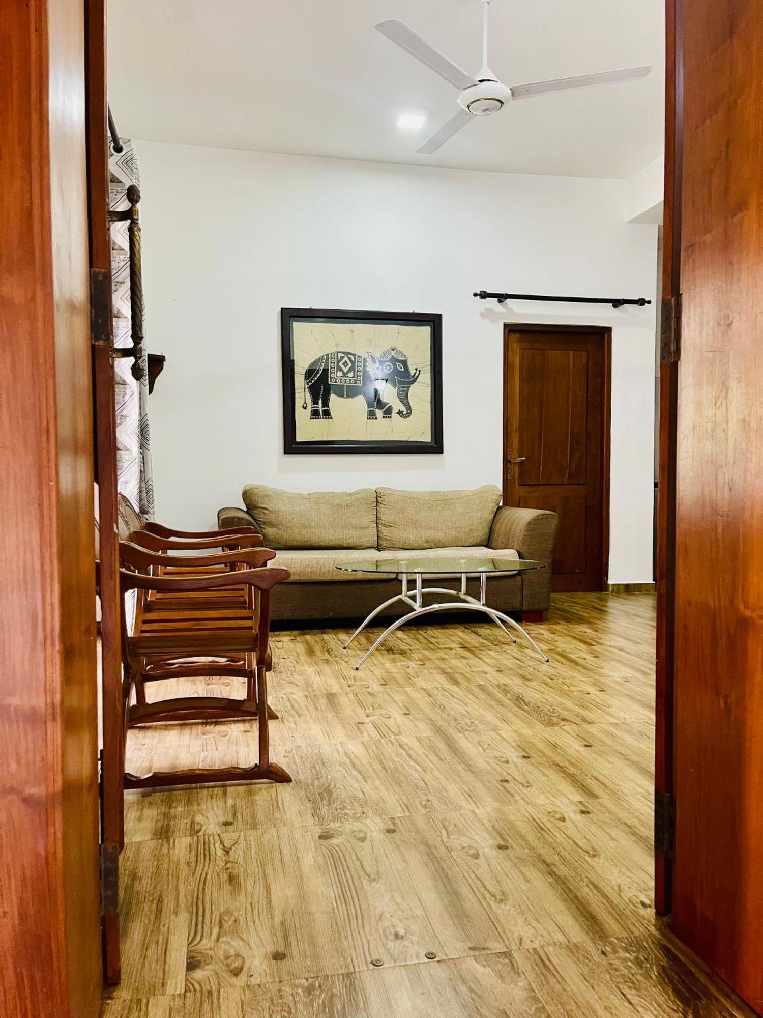 Sand & Surf Guest House Negombo Zewnętrze zdjęcie