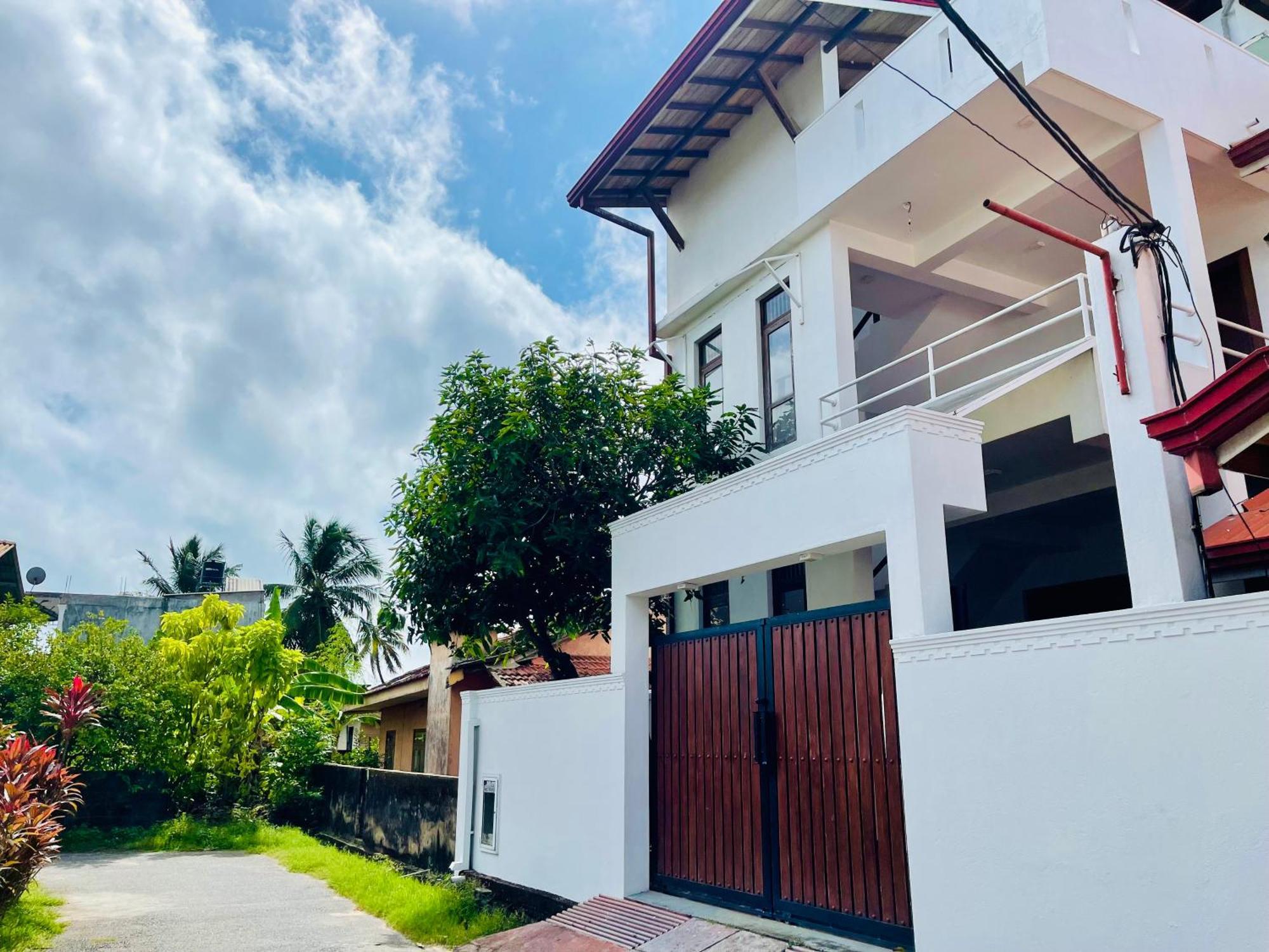 Sand & Surf Guest House Negombo Zewnętrze zdjęcie