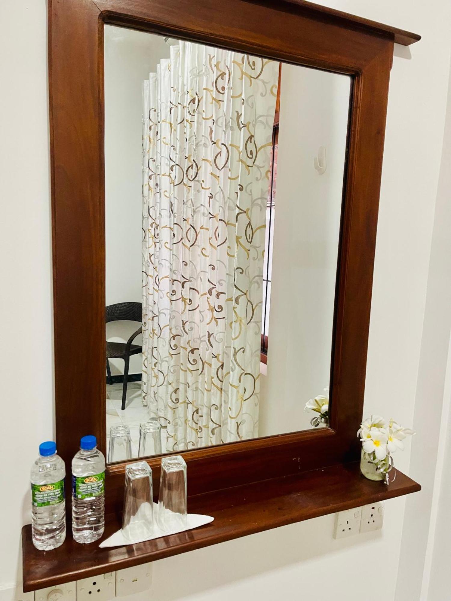 Sand & Surf Guest House Negombo Zewnętrze zdjęcie