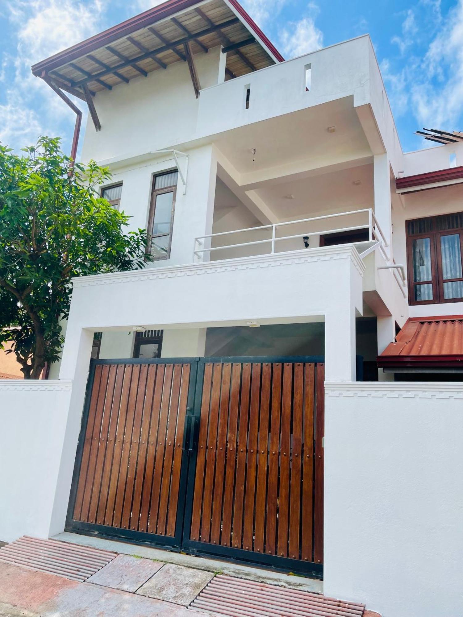 Sand & Surf Guest House Negombo Zewnętrze zdjęcie
