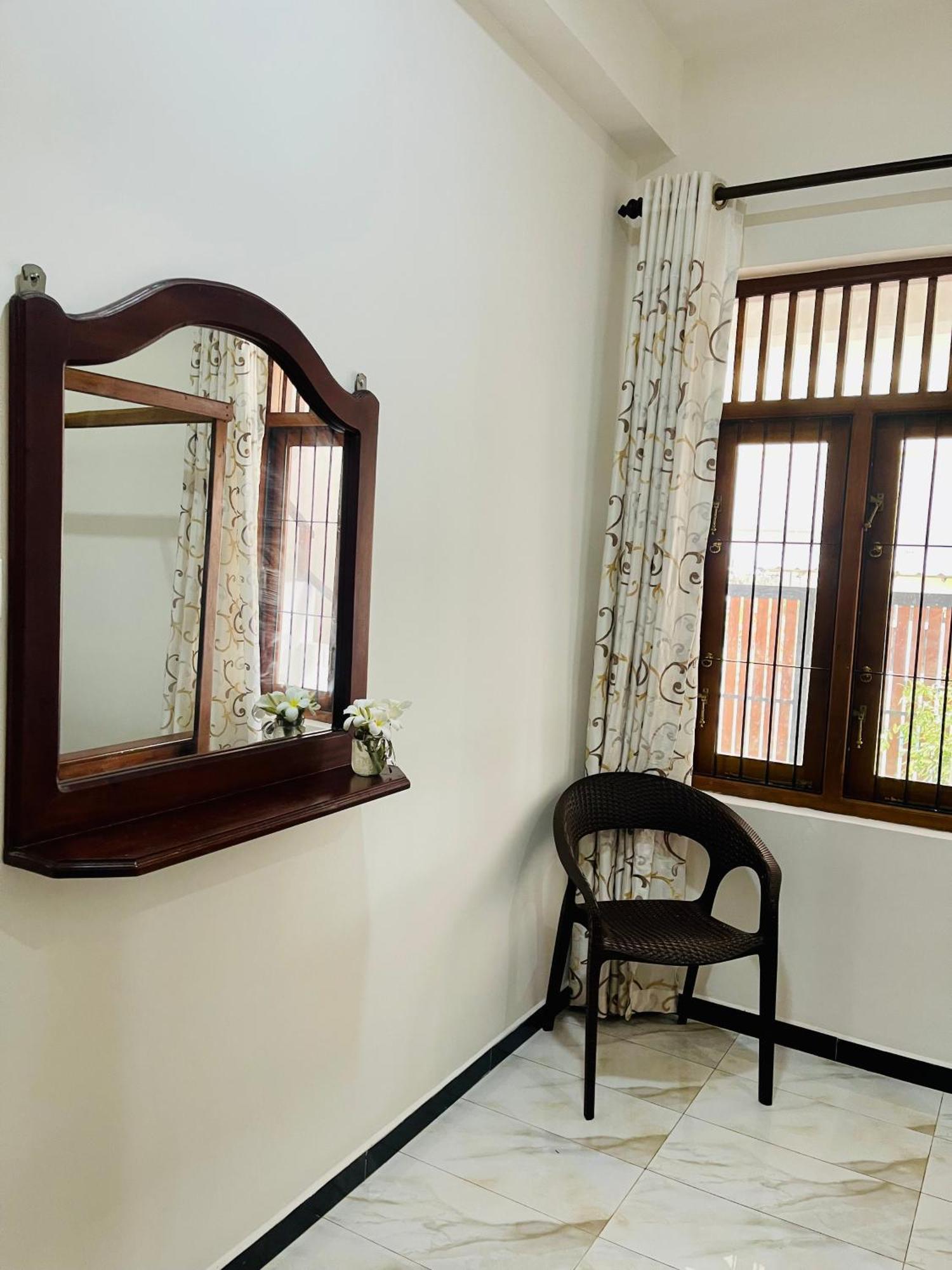 Sand & Surf Guest House Negombo Zewnętrze zdjęcie